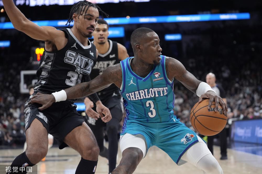 的表现不仅 的表现不仅